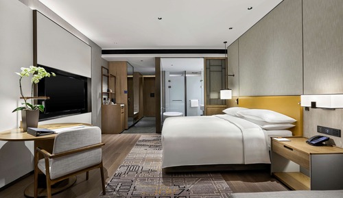 Deluxe Room, 1 King Bed