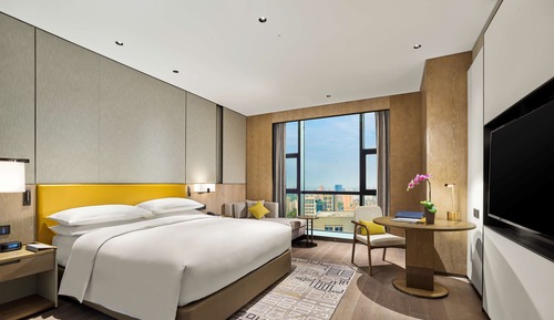 Deluxe Room, 1 King Bed