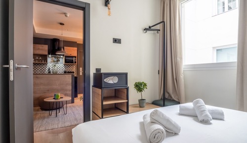 One-bedroom Apartment L