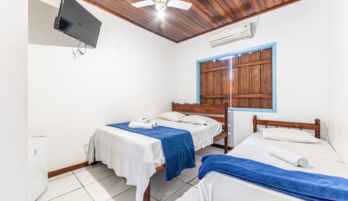 Economy Triple Room
