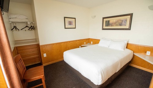 Grand Chalet, 1 Queen Bed, Non Smoking