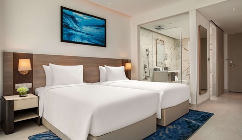 Deluxe Room, Partial Ocean View