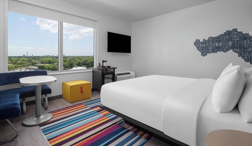 Room, 1 King Bed (Hearing Accessible)