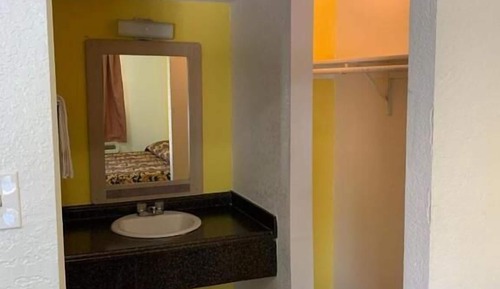 Economy Single Room