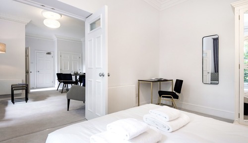 The King's Road Suite