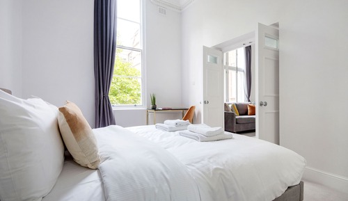 The Pavilion Road Suite