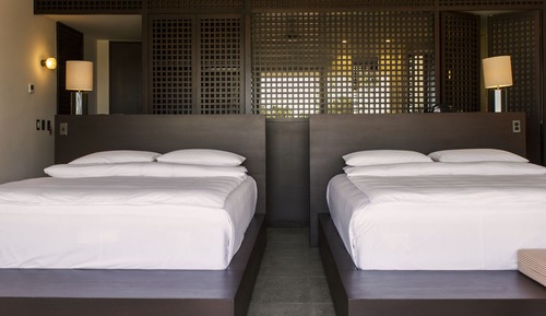 Room, Balcony