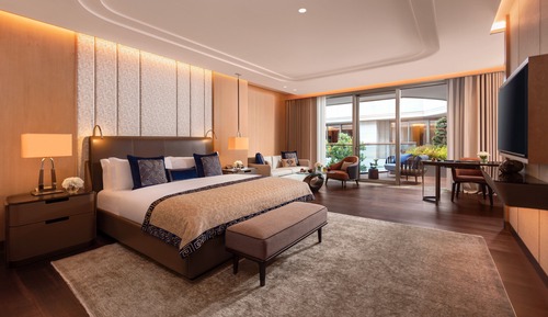 Superior King Room