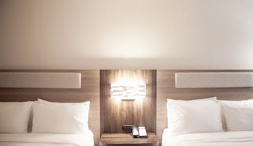 Standard Room, 2 Queen Beds, Mobility Accessible (Accessible Tub)