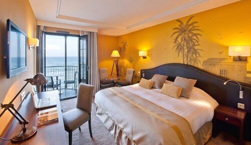 Superior Double or Twin Room, Sea View