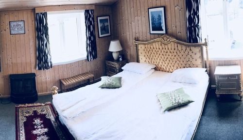 Double Room, Private Bathroom, Mountain View