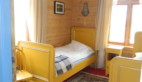 Double Room (2 single beds)