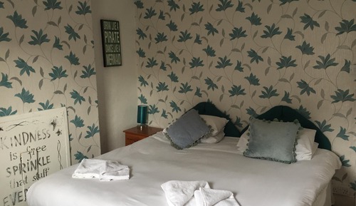 Standard Double Room, Shared Bathroom