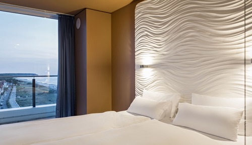 Suite lateral sea view with balcony