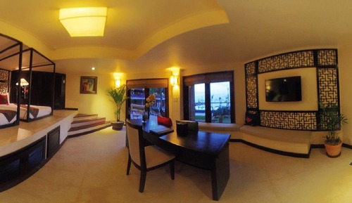 Luxury Garden View