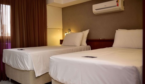 Deluxe Room, 3 Twin Beds