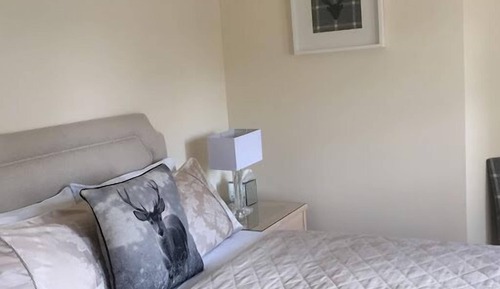 Double En-suite - Split Level