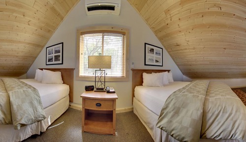 Standard Room, 2 Queen Beds, City View