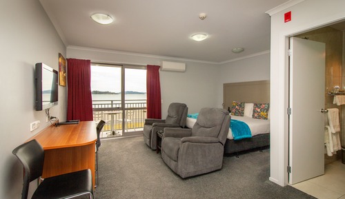 Sea View Suite, Shower, with Balcony-Top Floor