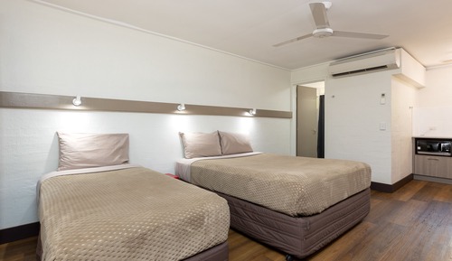 Standard Queen Room