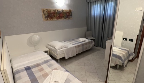 Comfort Single Room