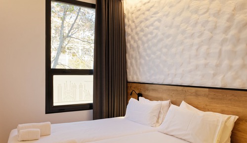 Standard Twin Room, City View