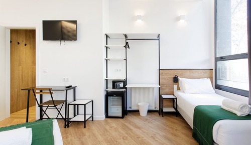 Superior Triple Room, City View