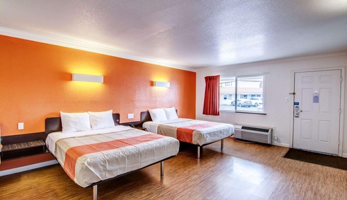Standard Room, 2 Queen Beds, Accessible, Non Smoking