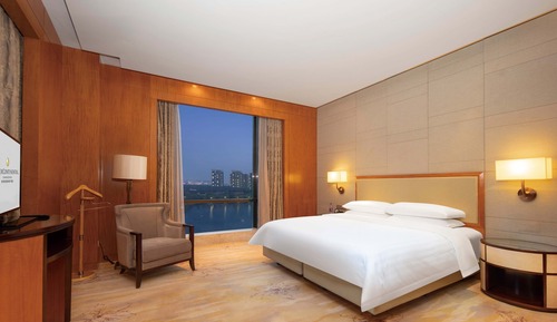 Suite, 1 Bedroom, Lake View