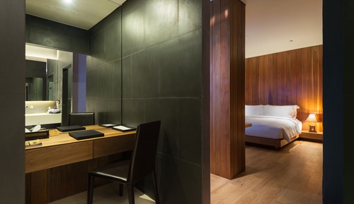 Napa Suite Room