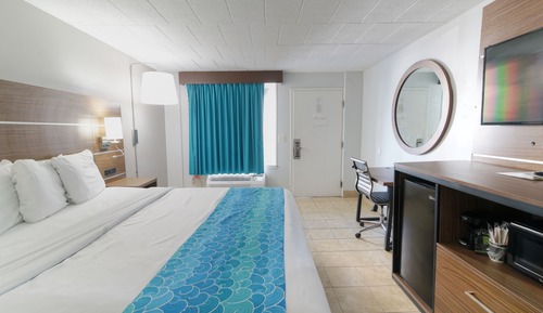Deluxe Studio, 1 King Bed