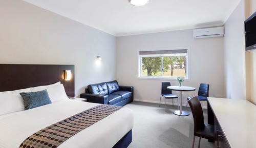 Superior Room, 1 Queen Bed