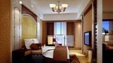 Suite, 1 King Bed, Smoking