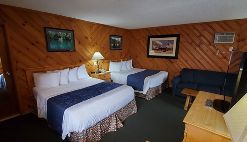 Premium Suite, 2 Queen Beds, Lakeside