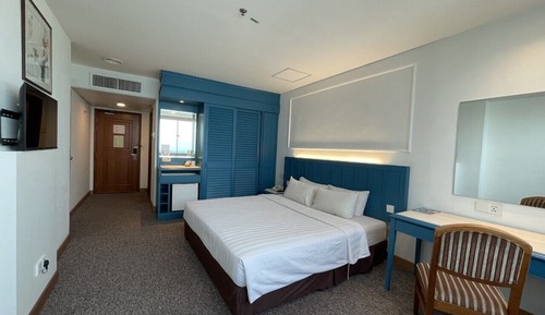 Superior Premier King Room