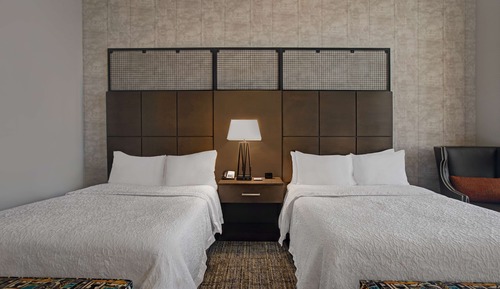 Standard, Two Queen Beds, with Balcony
