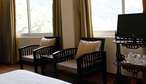 Paradiso Luxury Premium
