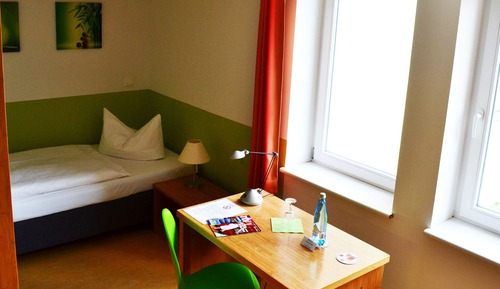 Comfort Single Room
