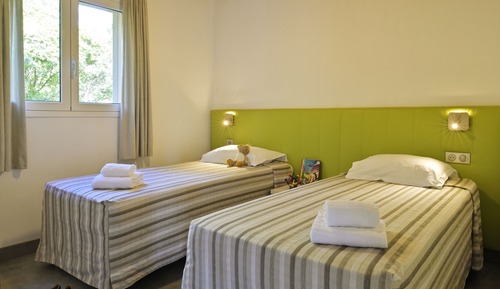 Luxury Villa, 2 Bedrooms, Pool Access, Sea View