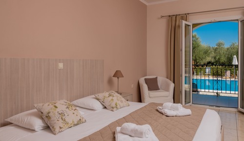 Double or Twin Room, Pool View