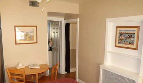 Farmhouse Efficiency Suite, 1 Queen Bed, 1 Double Bed (NOT CABOOSE)