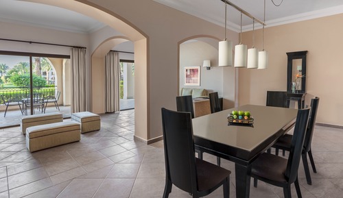Suite, 3 Bedrooms