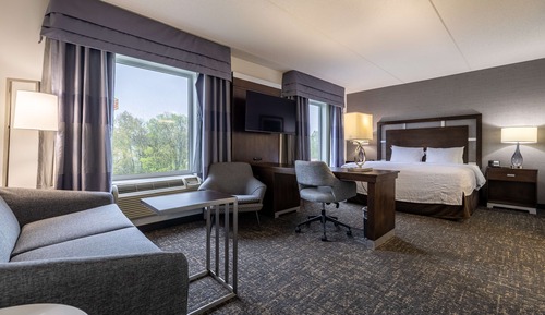 King Studio Suite