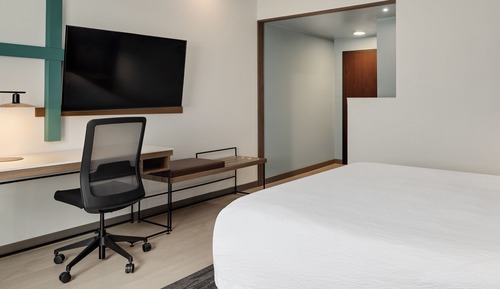 Room, 1 King Bed, Non Smoking