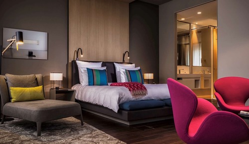 Suite, 1 King Bed (SO Suite)