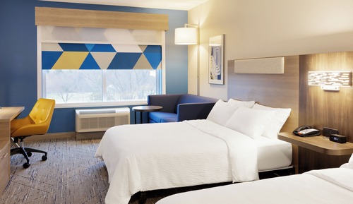Suite, 2 Queen Beds, Non Smoking