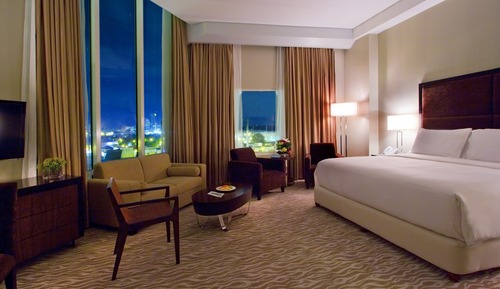 Junior Suite, 1 King Bed, Bathtub