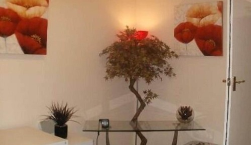 Single Room, Shared Bathroom
