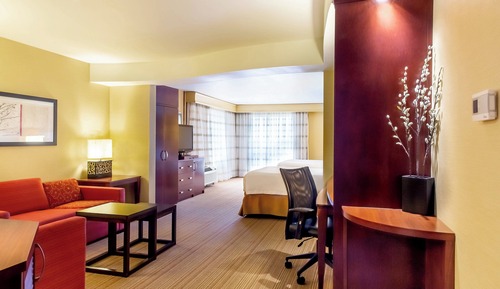 Executive Suite, Multiple Beds