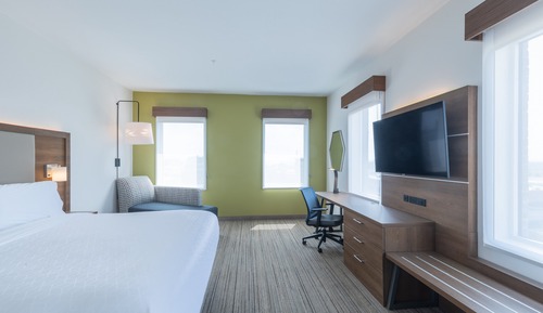 Standard Room, 1 King Bed, Accessible Bathtub (Mobility Accessible)